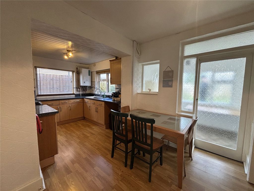 Property photo 2 of 12 Picture No. 02