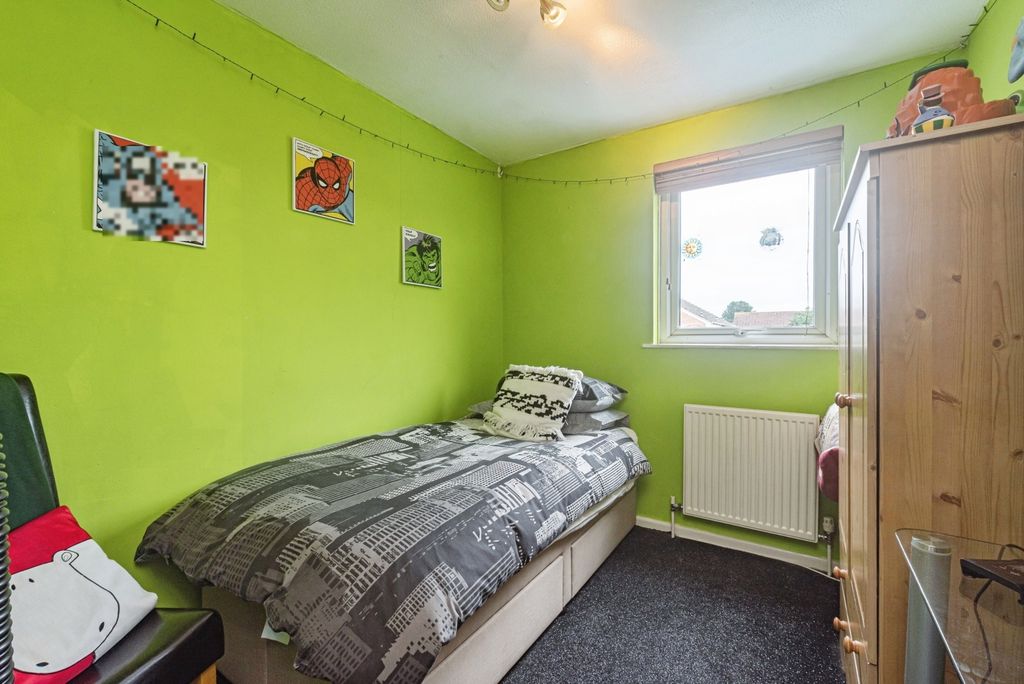 Property photo 3 of 17 Photo
