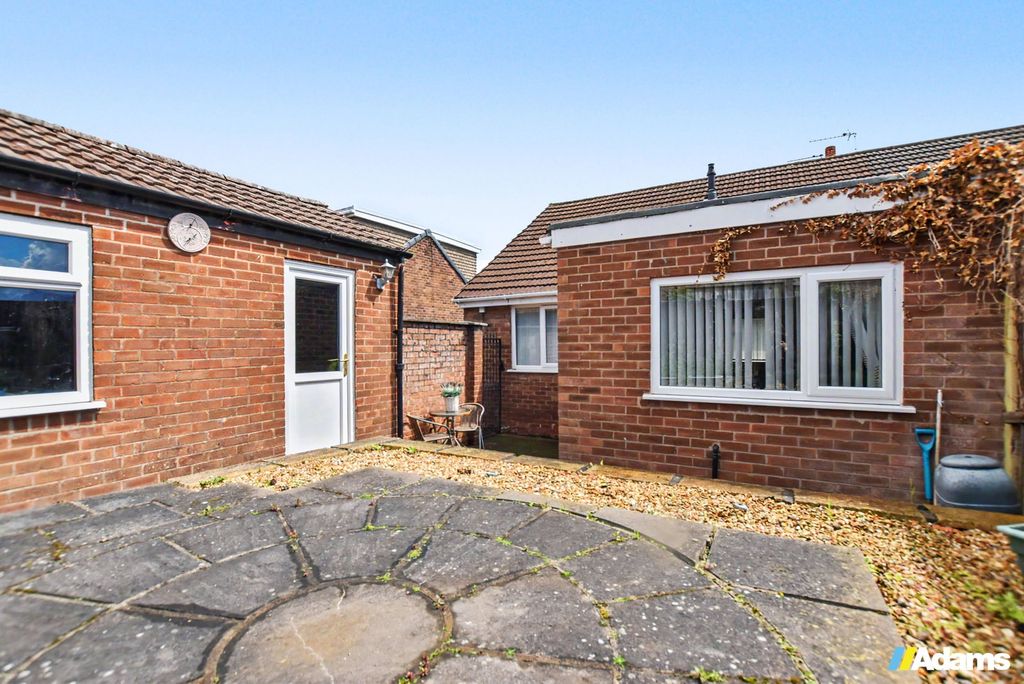 Property photo 2 of 11