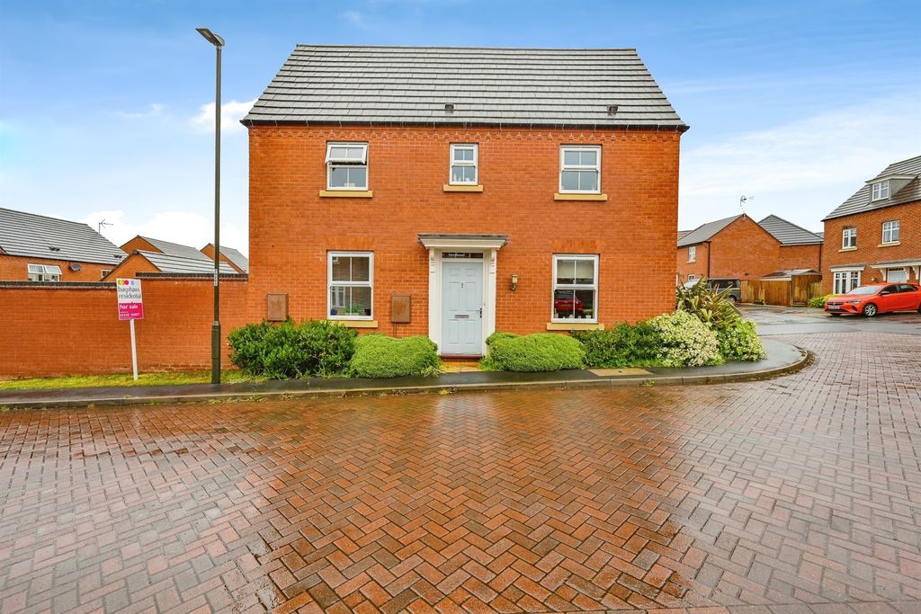 Property photo 1 of 5