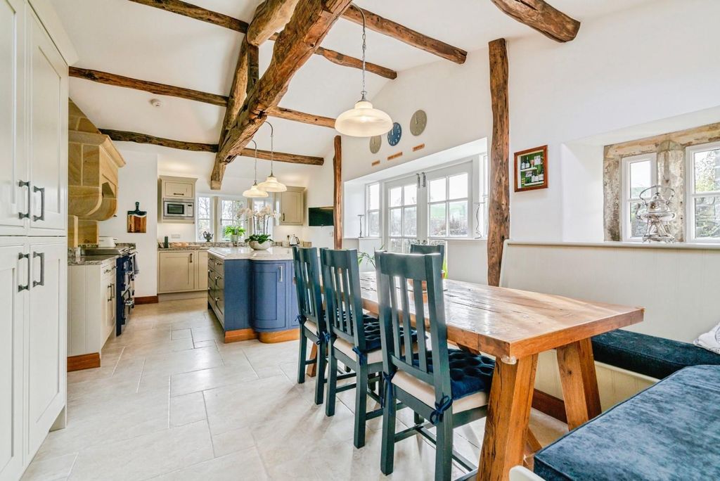 Property photo 2 of 37 28c56433-Dsc00403 20Copy.Jpg