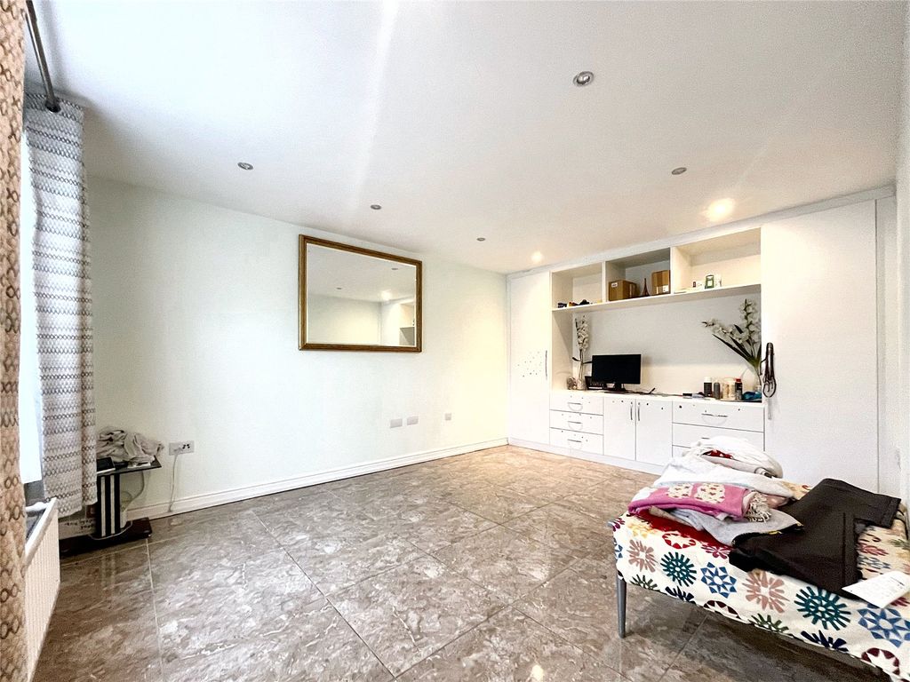 Property photo 3 of 14 Picture No. 03