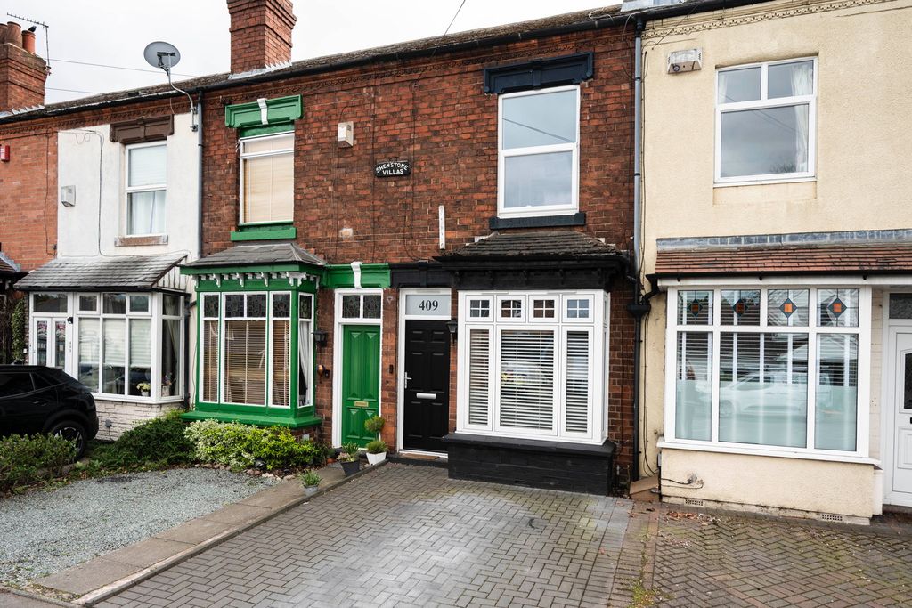 Property photo 1 of 17