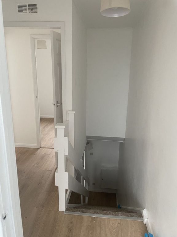 Property photo 1 of 3