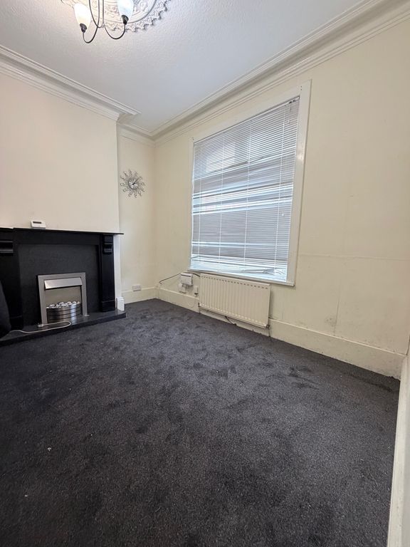 Property photo 3 of 7 Image