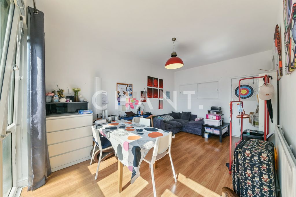 Property photo 3 of 18 Photo 23