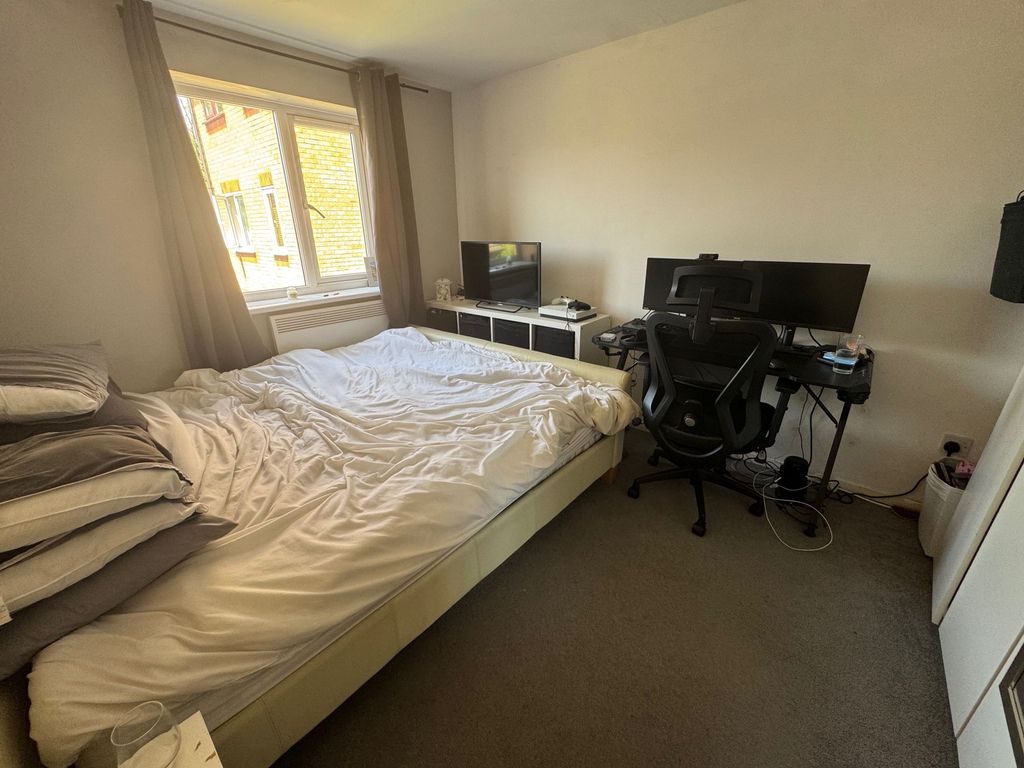 Property photo 3 of 7