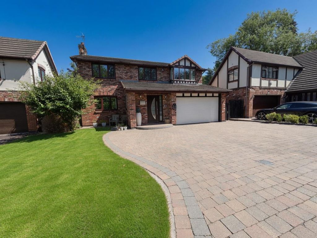 Property photo 1 of 28
