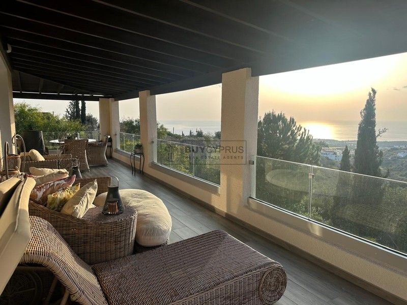 Property photo 1 of 31
