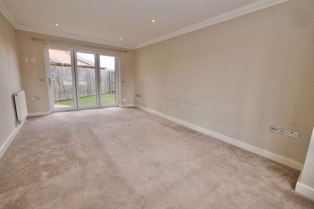 Property photo 3 of 18 3