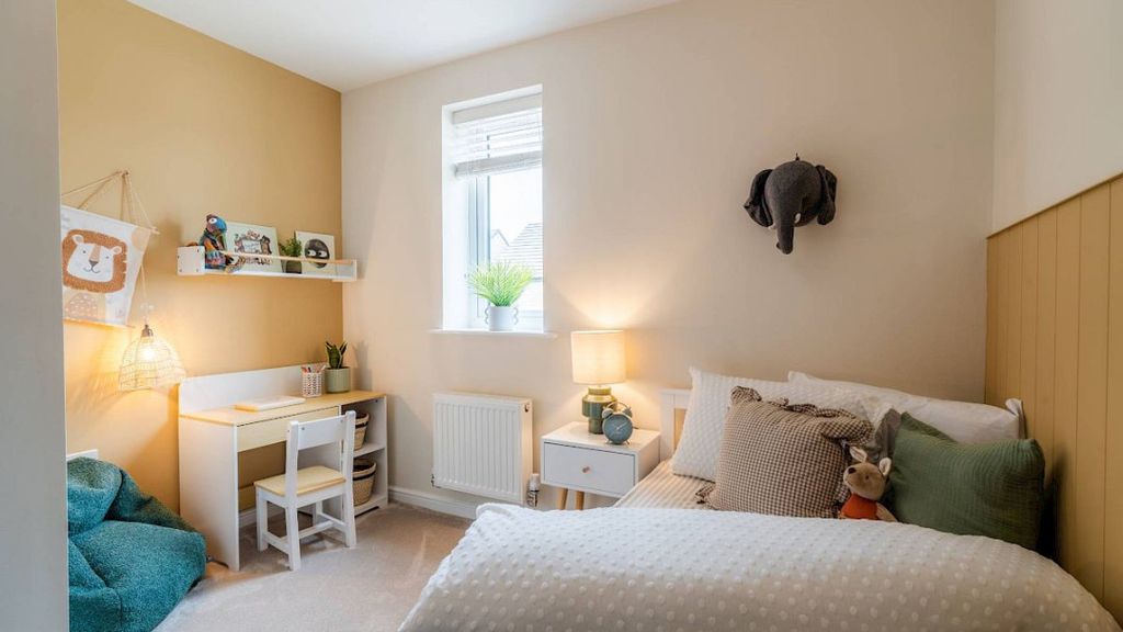 Property photo 3 of 6