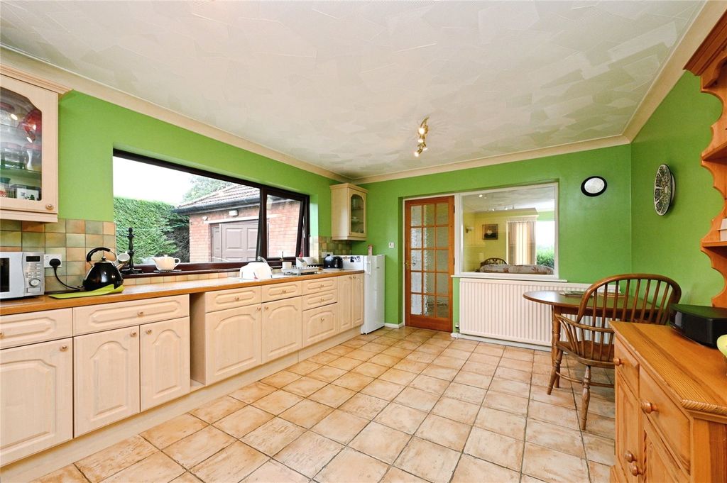 Property photo 2 of 24 Picture No. 22