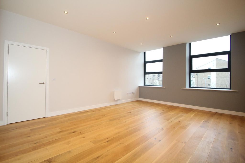 Property photo 2 of 9 0 General