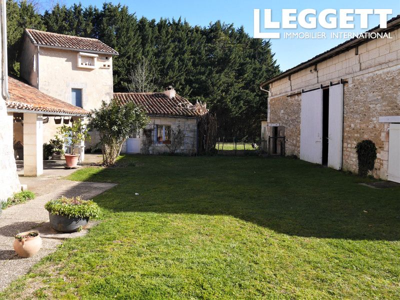 Property photo 3 of 10