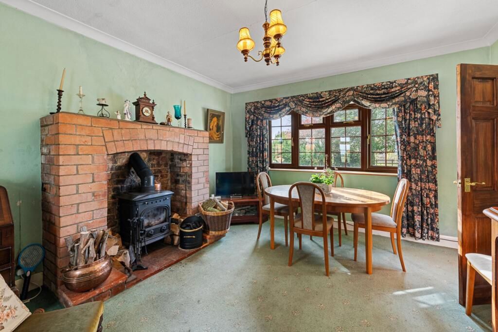 Property photo 3 of 39