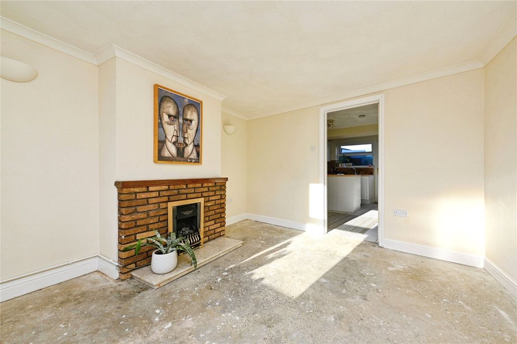 Property photo 2 of 12 Picture No. 05