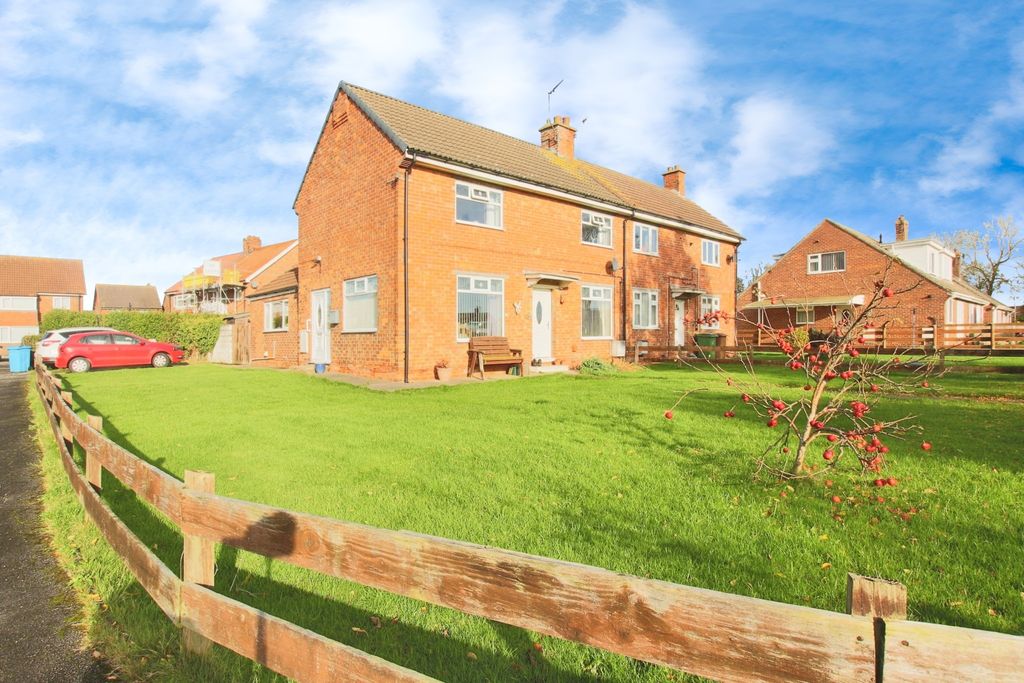 Property photo 1 of 11 4506093