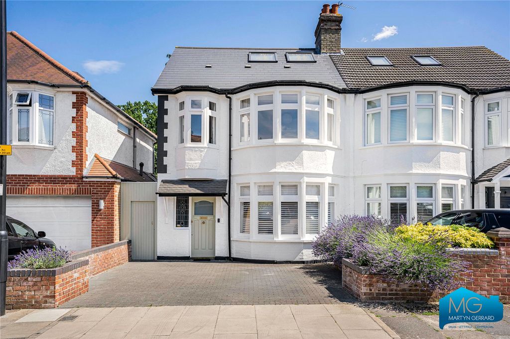 Property photo 1 of 42 Picture No. 29
