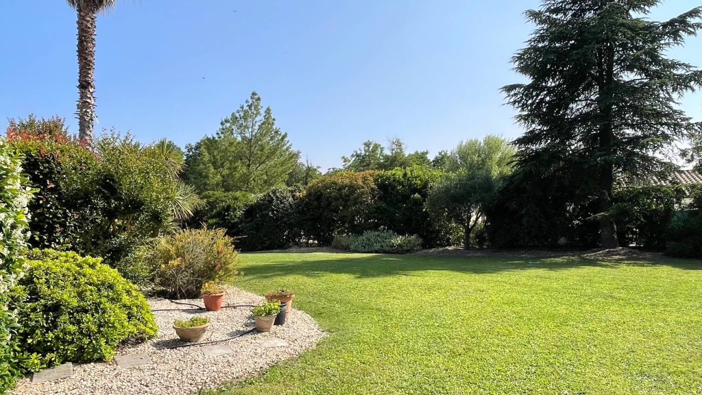 Property photo 3 of 26