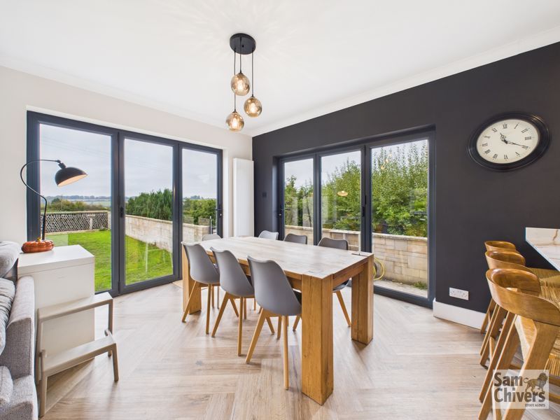 Property photo 2 of 29 Photo 26