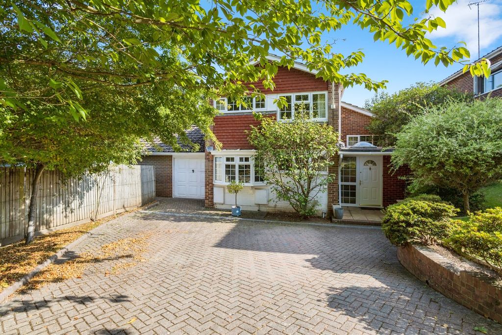 Property photo 1 of 17