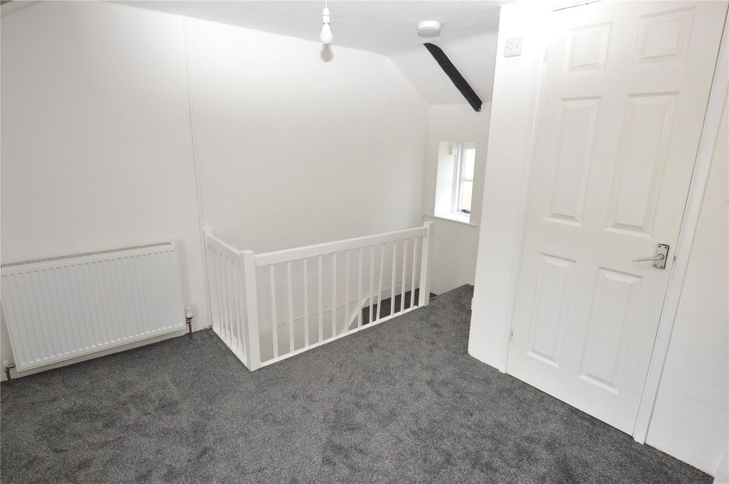 Property photo 3 of 16 Picture No. 28