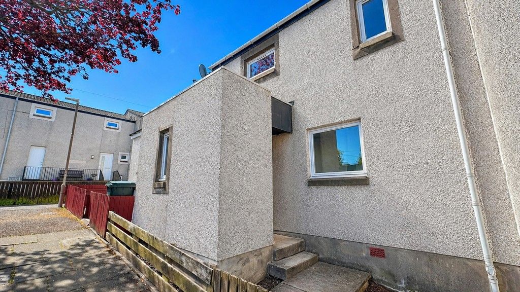 Property photo 1 of 17 1