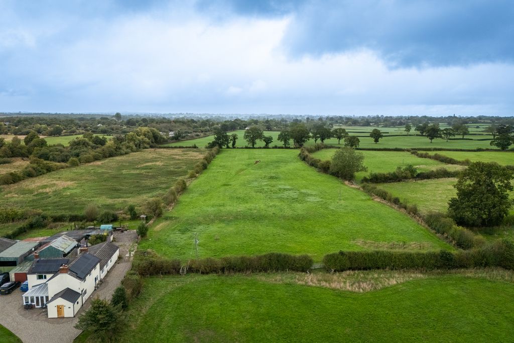 Property photo 2 of 22 Dji_20260916103703_0043_D-Hdr