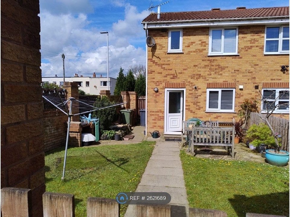 Property photo 3 of 35