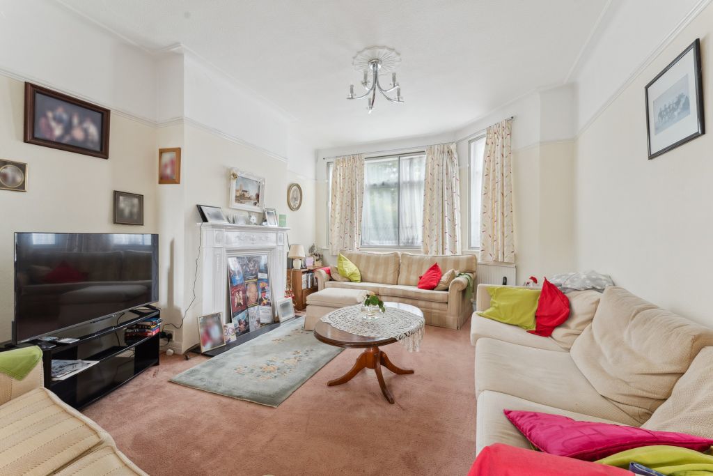 Property photo 3 of 15