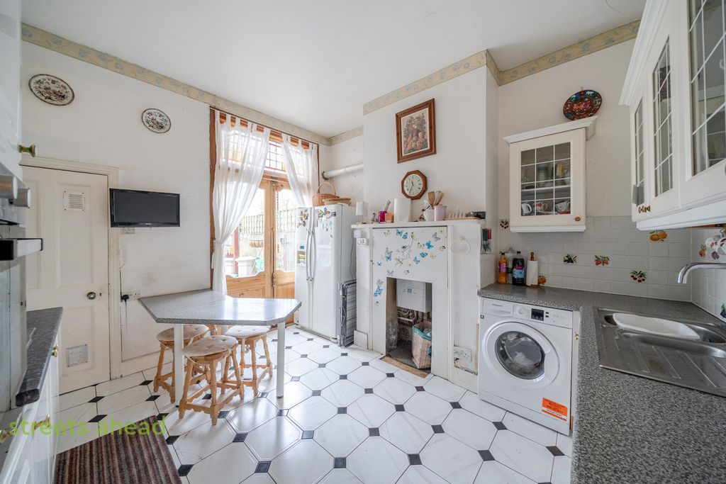 Property photo 3 of 20 Ca86Fb64-d7A5-4Af...