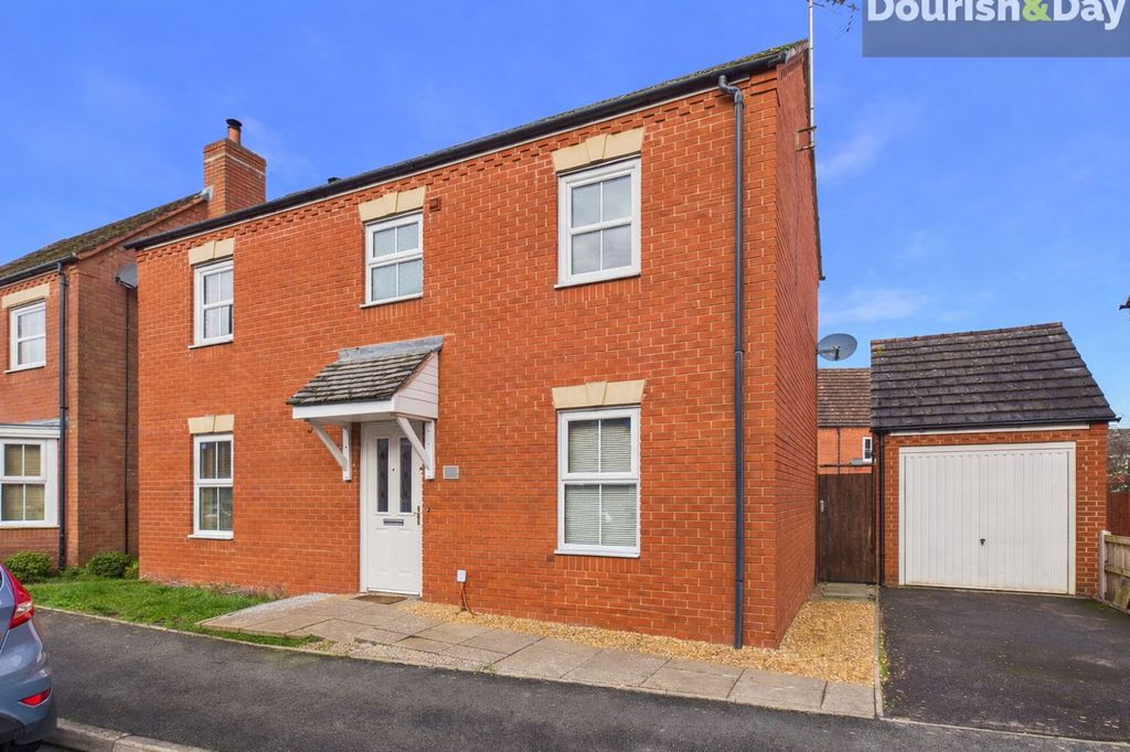 Property photo 1 of 21