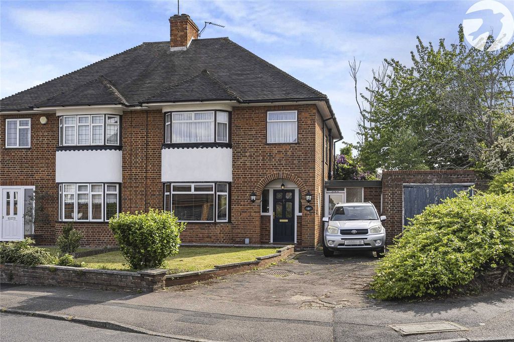 Property photo 2 of 18 Front External