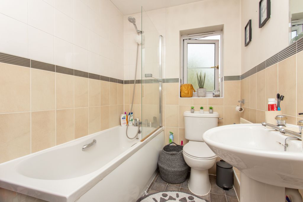 Additional image 6 of 2 bed flat for saleSullivan Close, Canterbury, Kent CT1