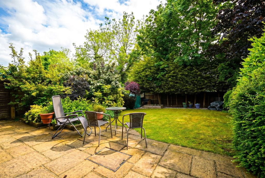 Property photo 3 of 18