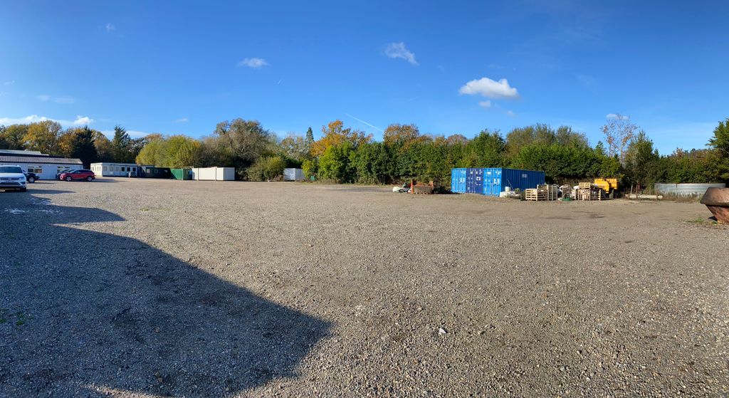 Property photo 1 of 4