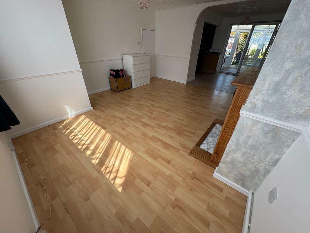 Property photo 3 of 22 Photo 16