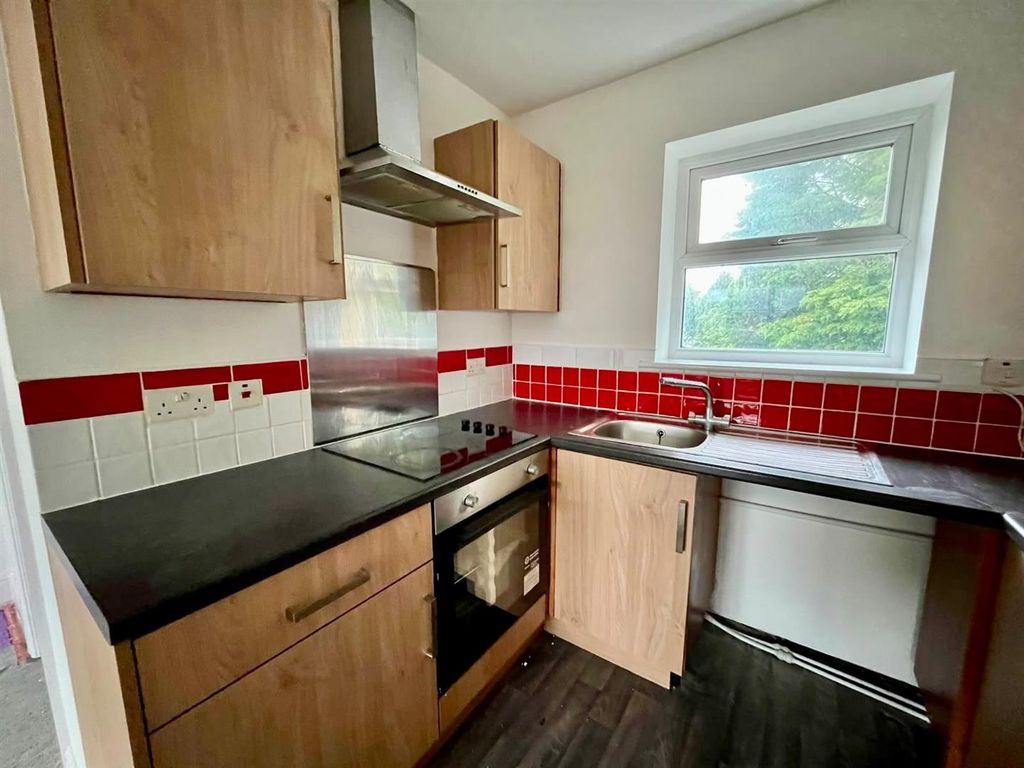 Property photo 3 of 7 Df05599F-B0E3-40c5-Ae15-398c2ba1A82d.Jpg