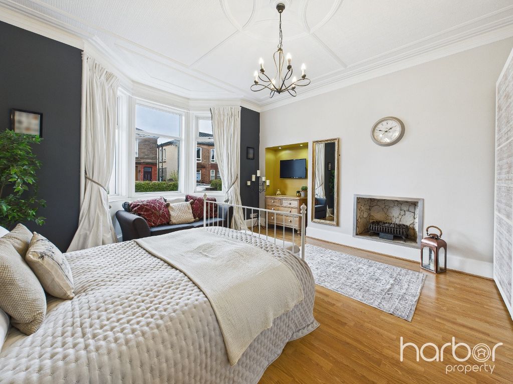 Property photo 3 of 19 3779135