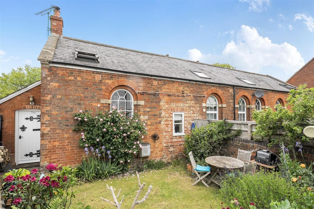 Property photo 1 of 17 1463557-2-6A0dc4d3641Be.Jpg