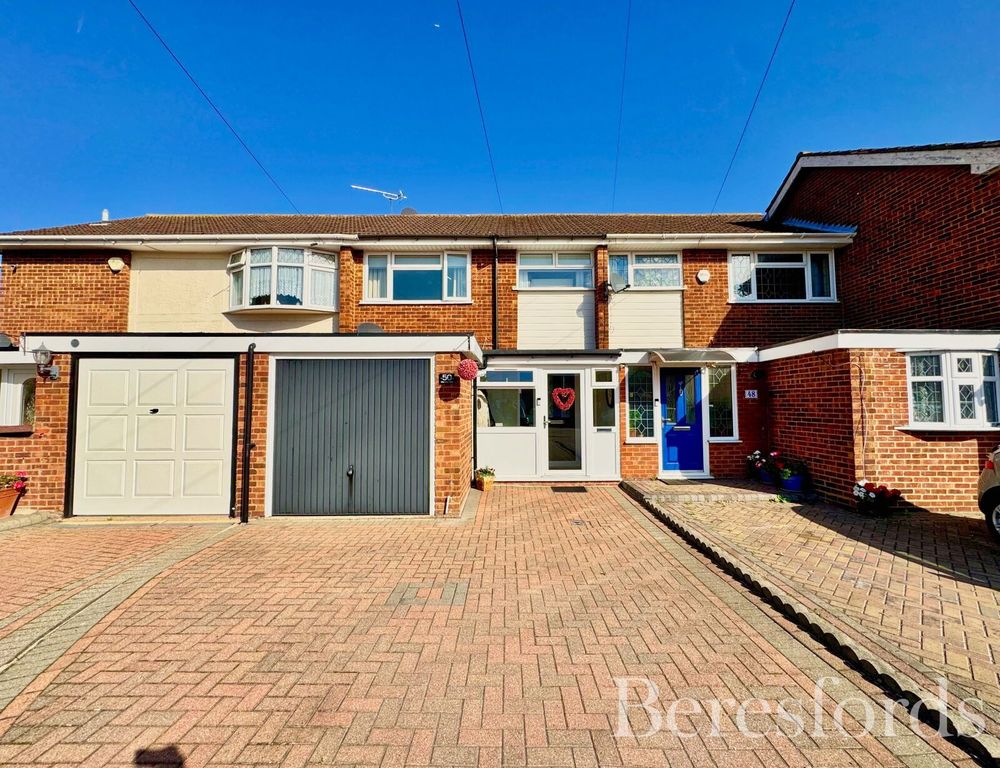 Property photo 1 of 19 Front