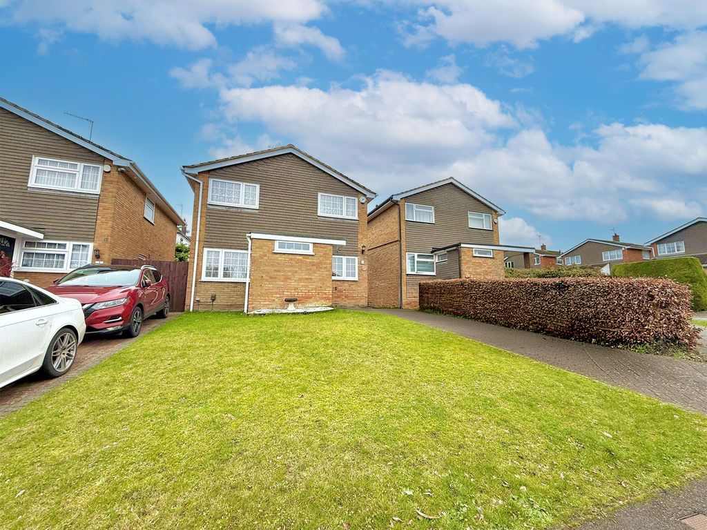 Property photo 1 of 18 Front