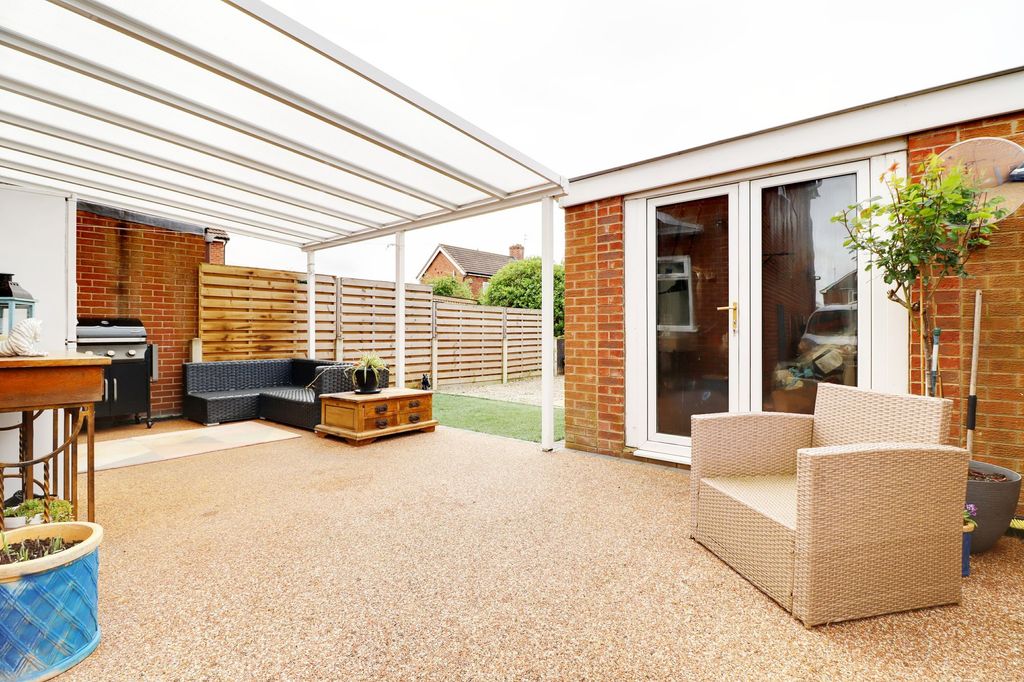 Property photo 3 of 18 Photo 2