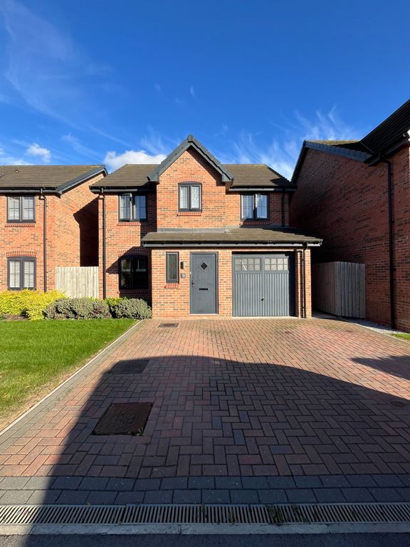 Property photo 2 of 18