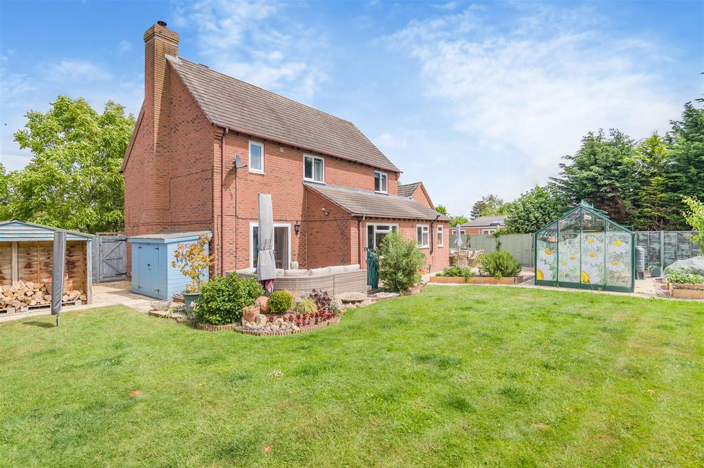 Property photo 1 of 38