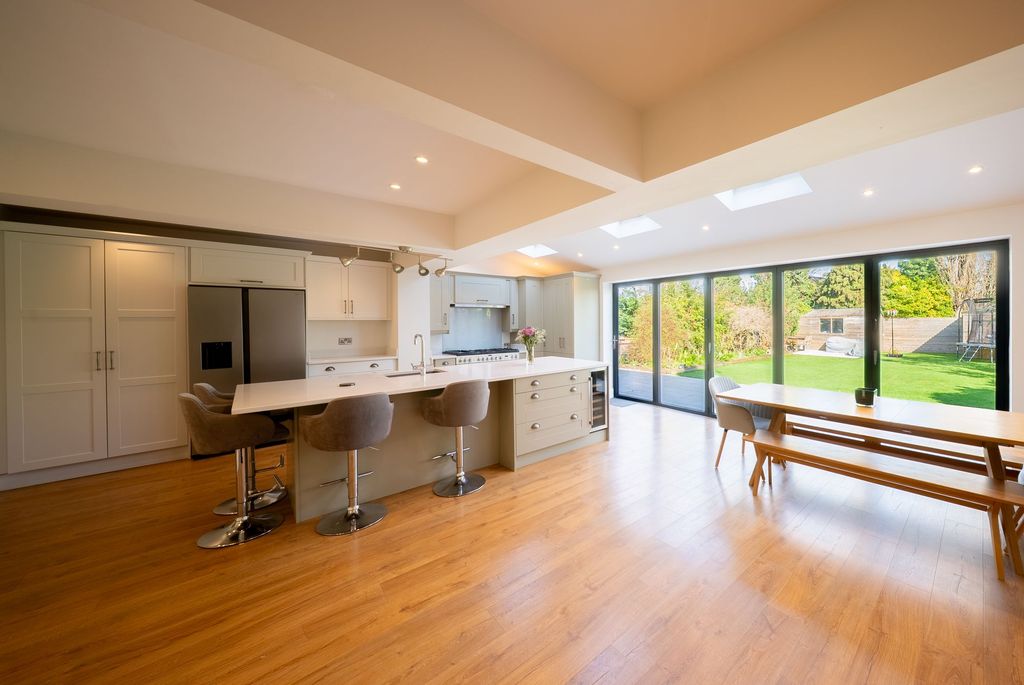 Property photo 2 of 16 Open Plan Kitchen/Dining