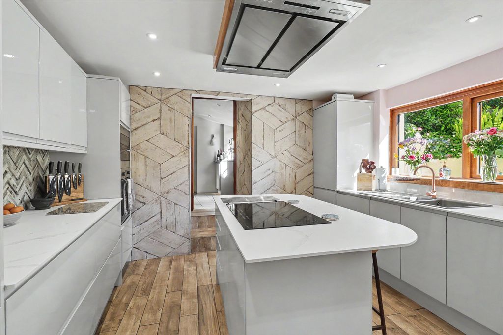 Additional image 4 of 3 bed detached house for saleEast Street, Braunton, Devon EX33