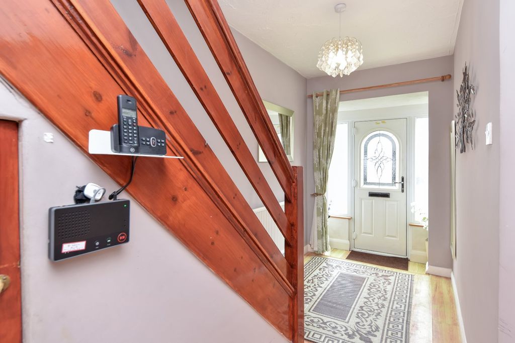 Property photo 3 of 36 Picture No. 19