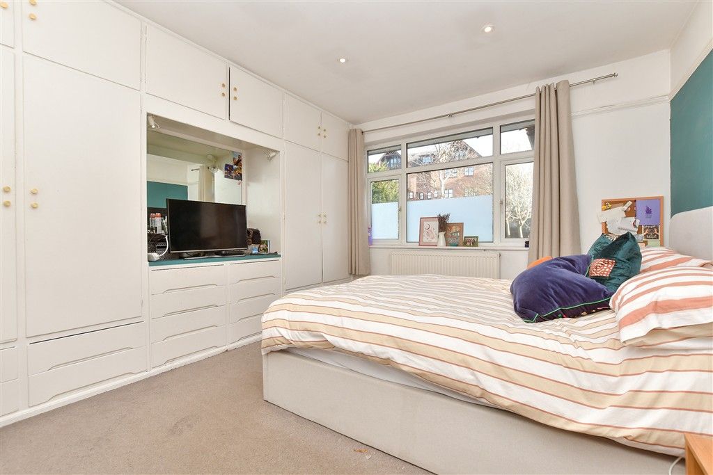 Property photo 2 of 9 Bedroom 1