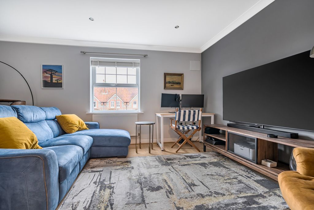 Property photo 3 of 11 Picture No. 19